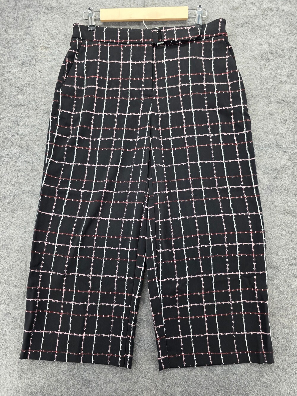 Alfani Pants Womens 6 Black Grid Cropped Mid Rise Culotte